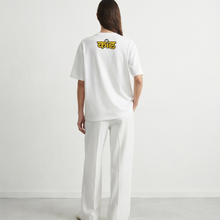 kaand-gold-digger-tshirtred-copy model back