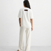 kaand-namaste-baddie-tshirtbrown-copy model back