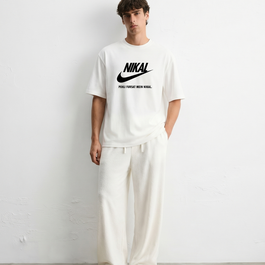 kaand-nikal-pehli-fursat-nikal-tshirtred-copy model front