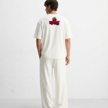kaand-stoned-pari-tshirtred-copy model back
