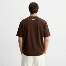 kaand-zyada-angrezi-mt-jhaad-tshirtdark-brown model back