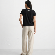 kaand-zyada-angrezi-mt-jhaad-tshirtmauve-pink model back